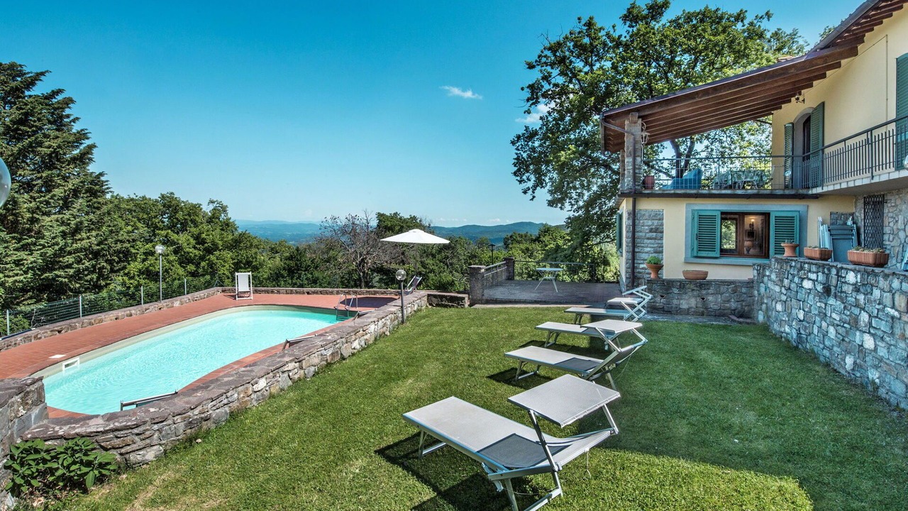 Photo of Outdoor in Neri