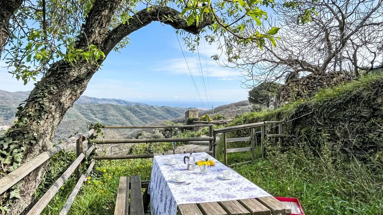 Photo of Outdoor in Valloria