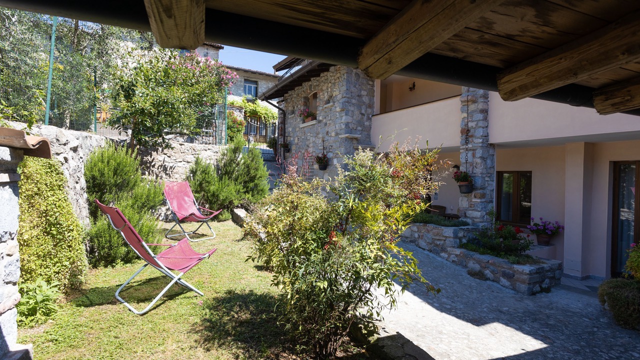 Photo of Patio Balcony in Vesio