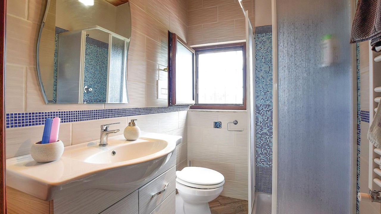 Photo of Bathroom in Mondragone