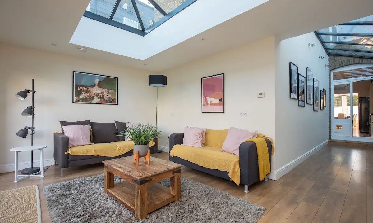 Photo of Livingroom in Windsor