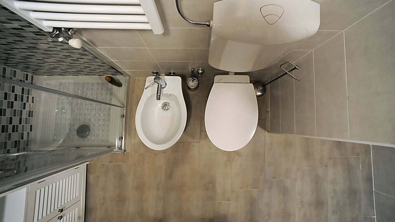 Photo of Bathroom in Roman Quarter