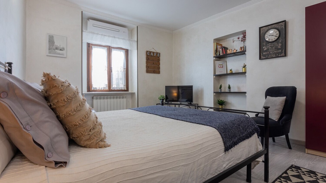 Photo of Bedroom in Roman Quarter
