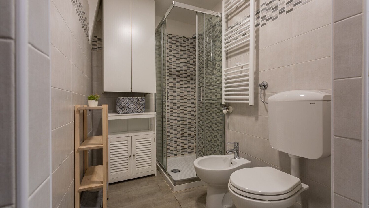 Photo of Bathroom in Roman Quarter