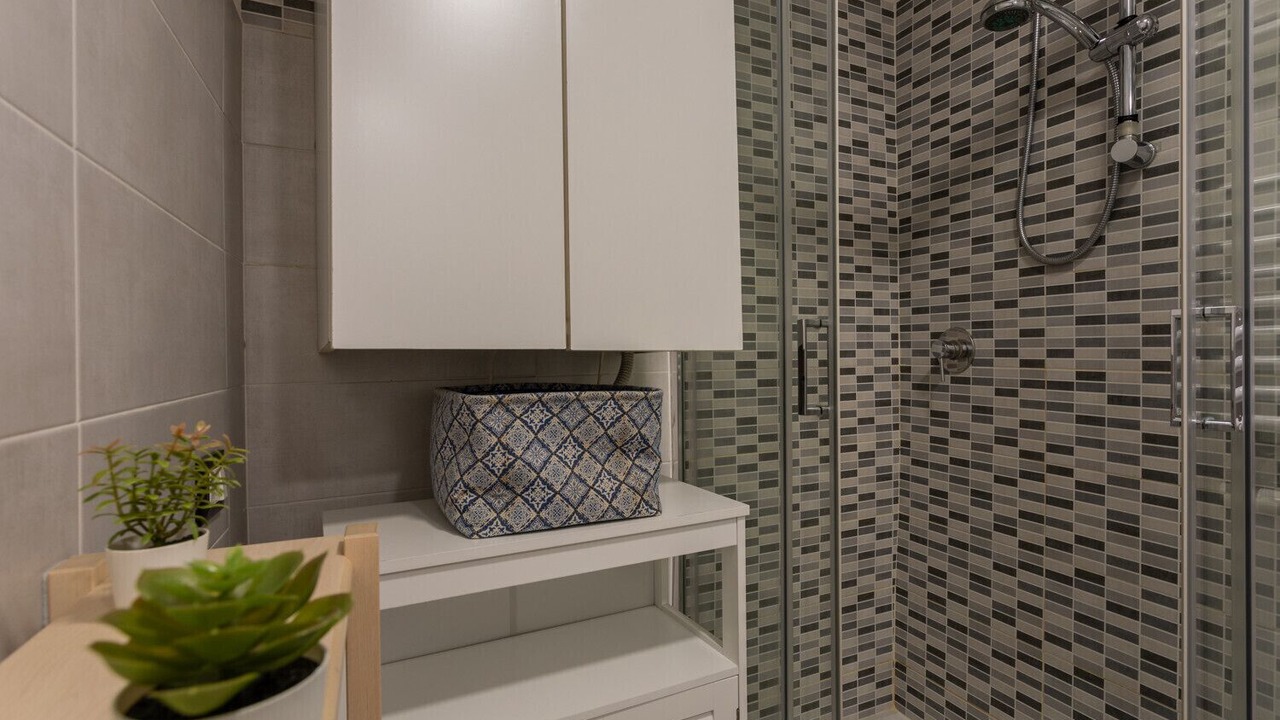 Photo of Bathroom in Roman Quarter
