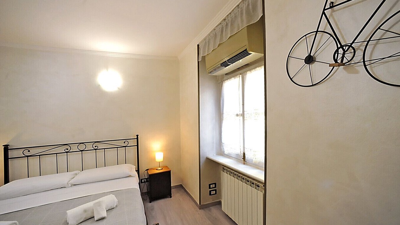Photo of Bedroom in Roman Quarter