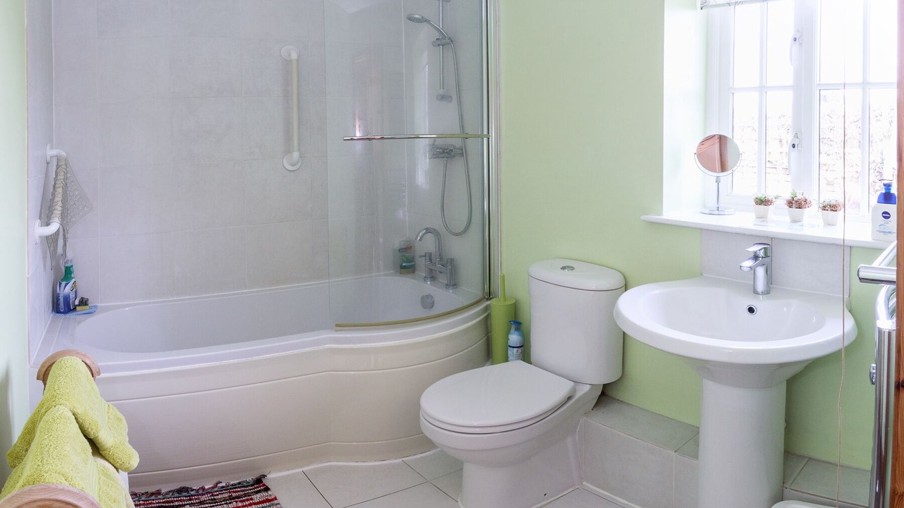 Photo of Bathroom in Storwood