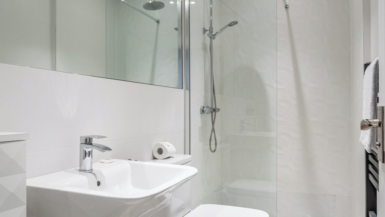 Photo of Bathroom in Queens Quarter