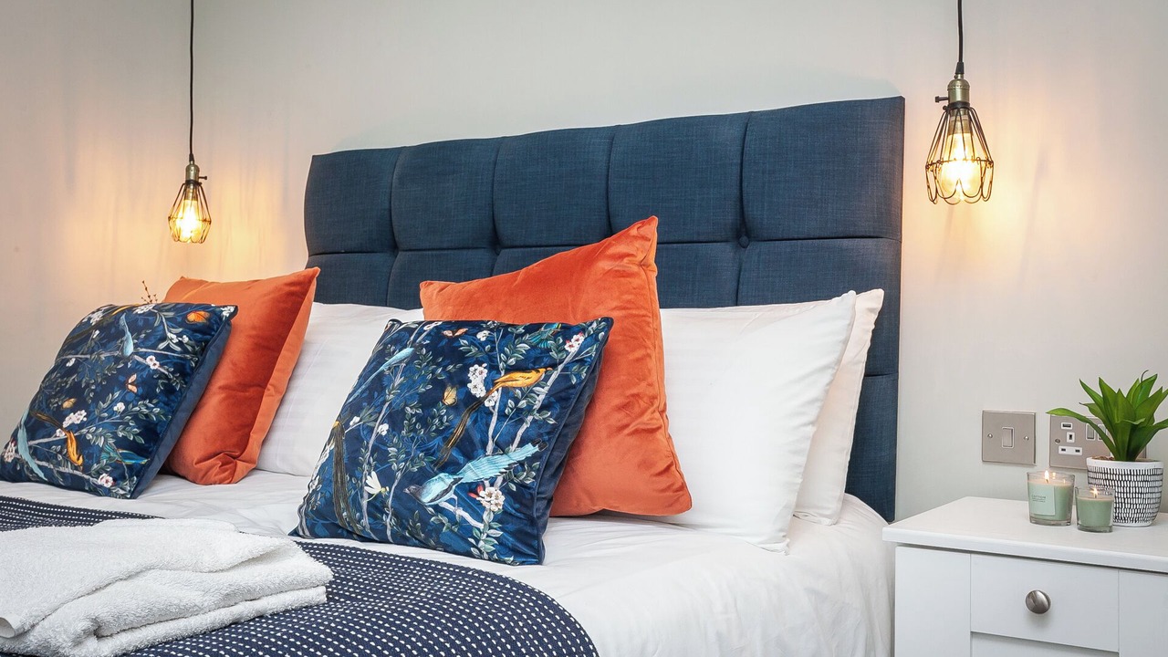 Photo of Bedroom in Queens Quarter