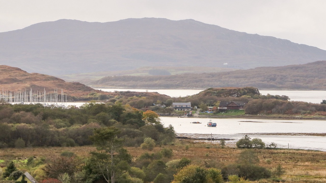 Photo of Others in Isle of Luing