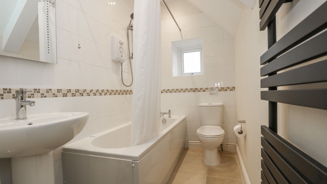Photo of Bathroom in Coverack