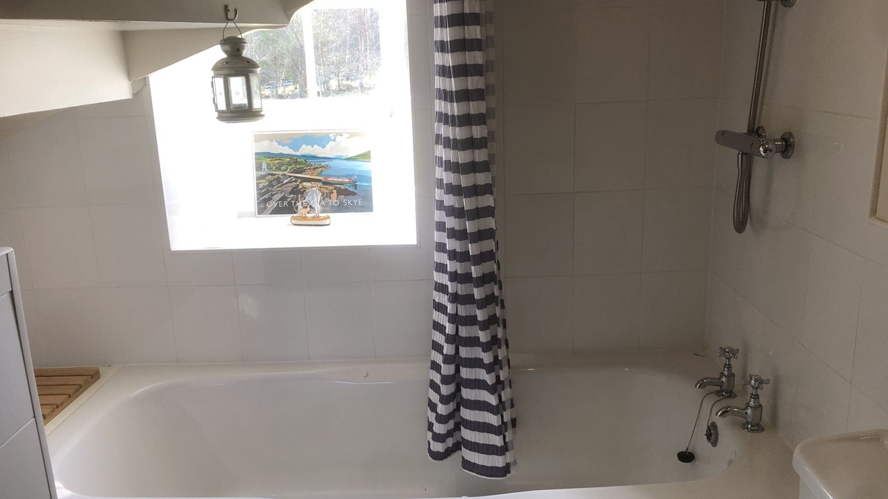 Photo of Bathroom in Portree