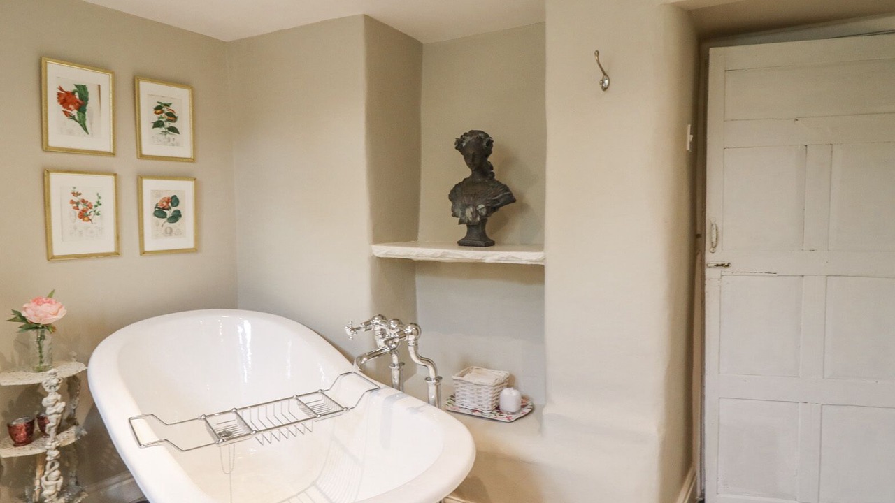 Photo of Bathroom in Starbotton