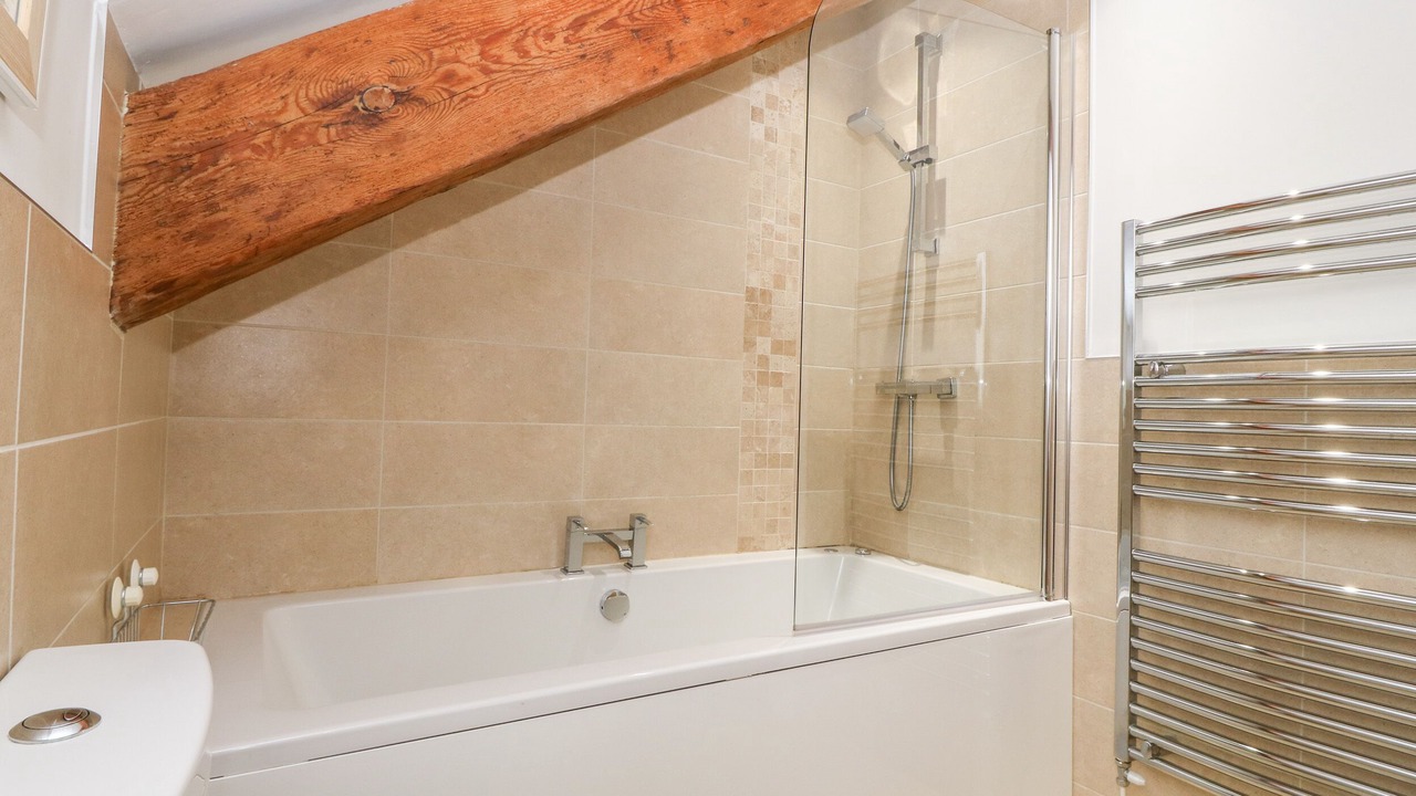 Photo of Bathroom in Llanfaethlu