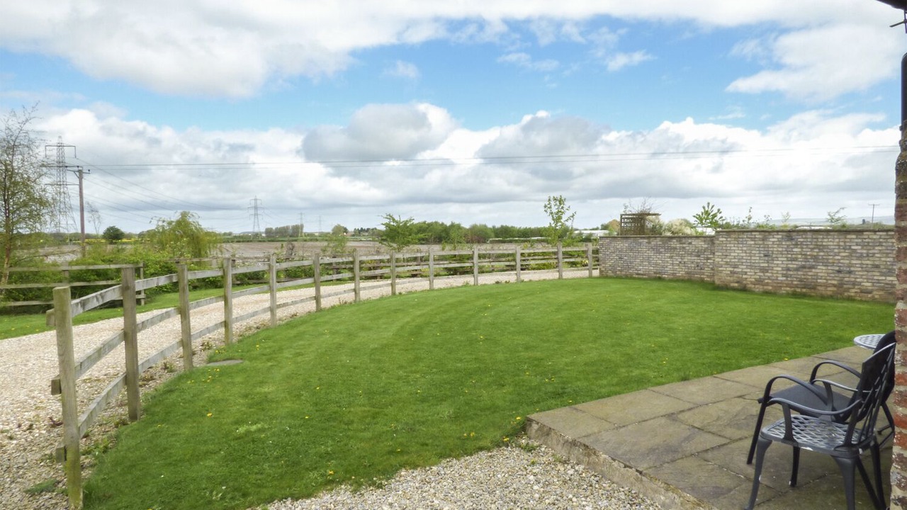 Photo of Outdoor in Low Catton