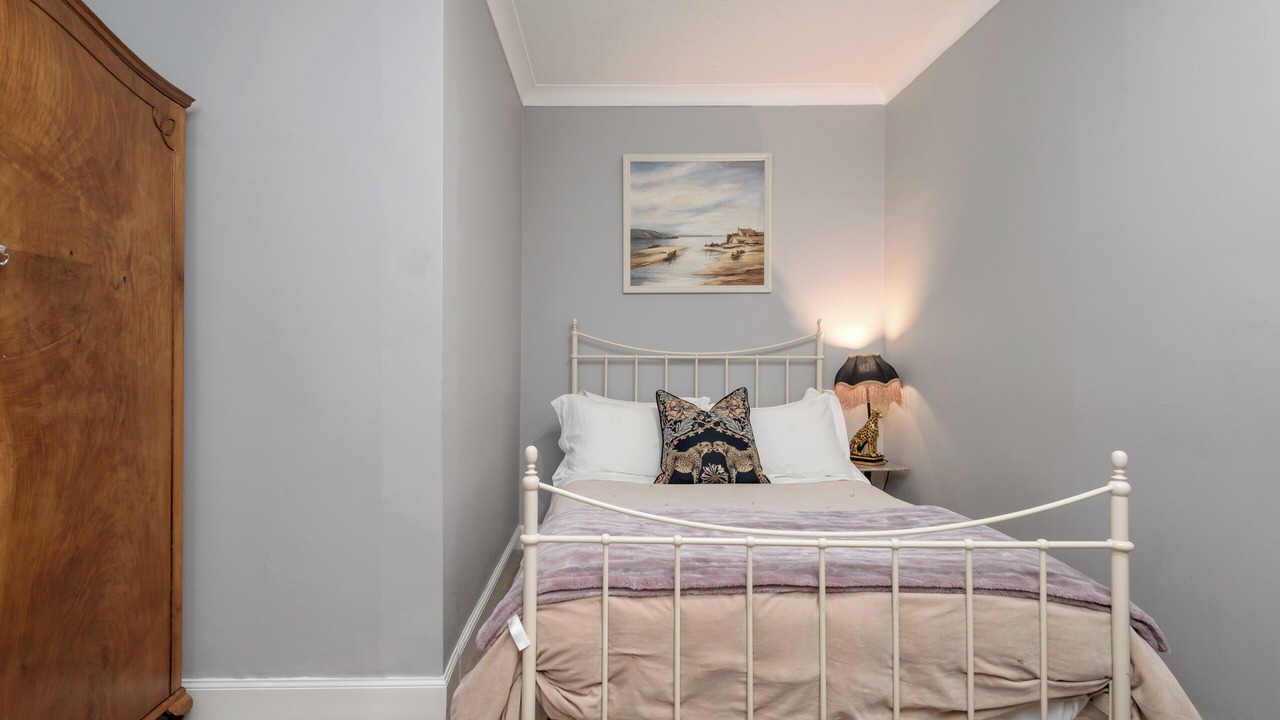 Photo of Bedroom in Marchmont