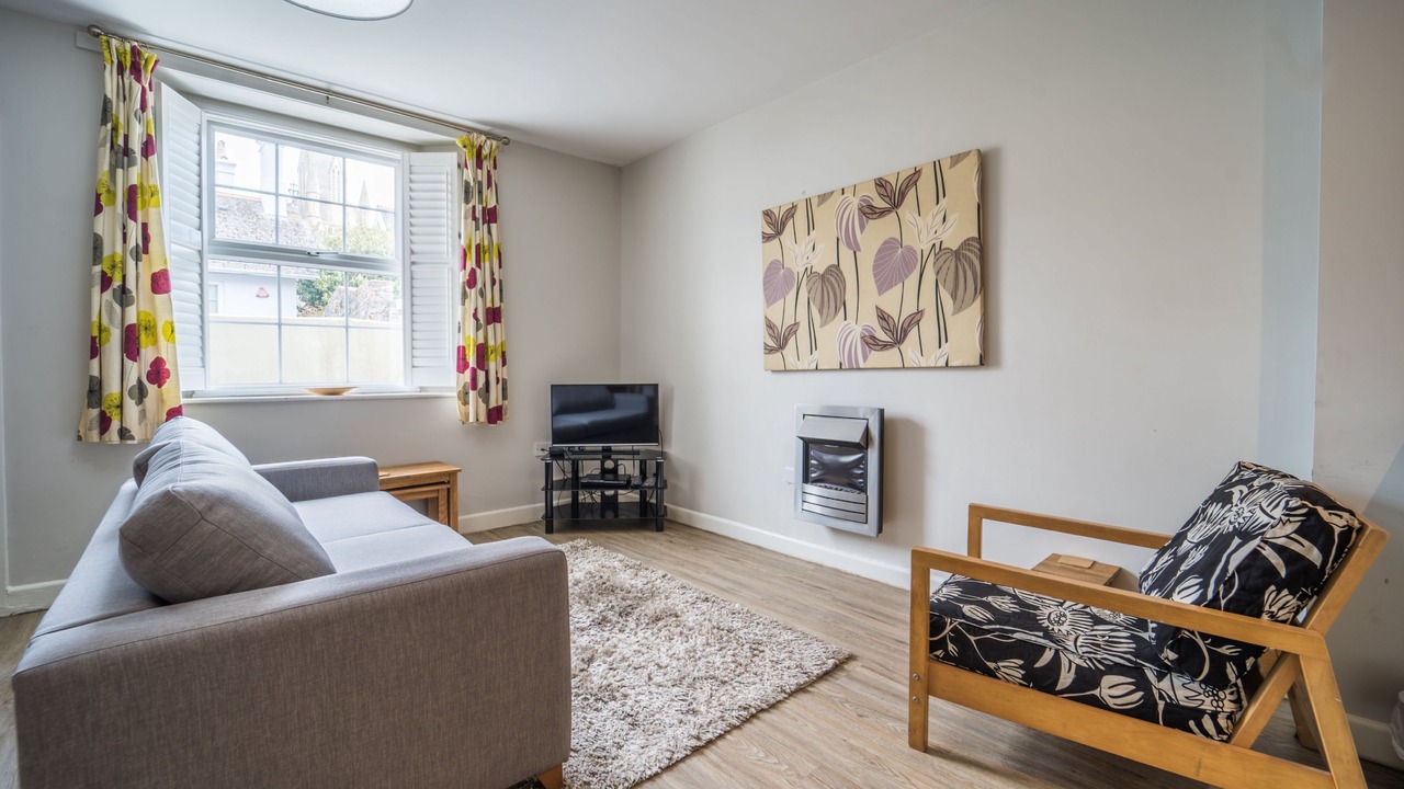 Photo of Livingroom in Torquay City Centre