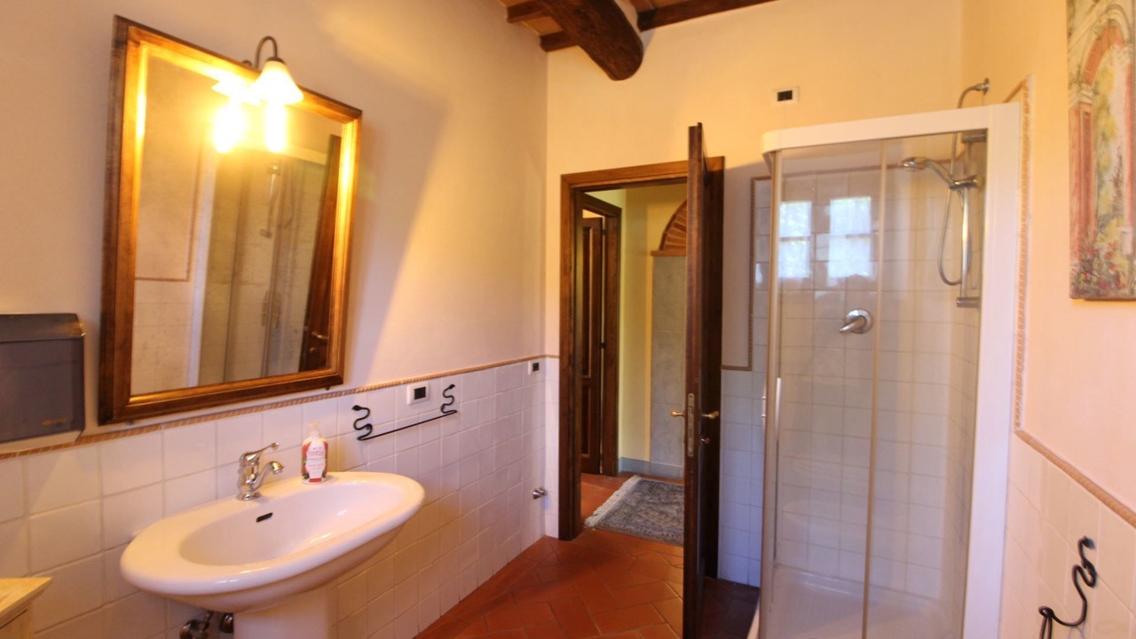 Photo of Bathroom in Civitella in Val di Chiana