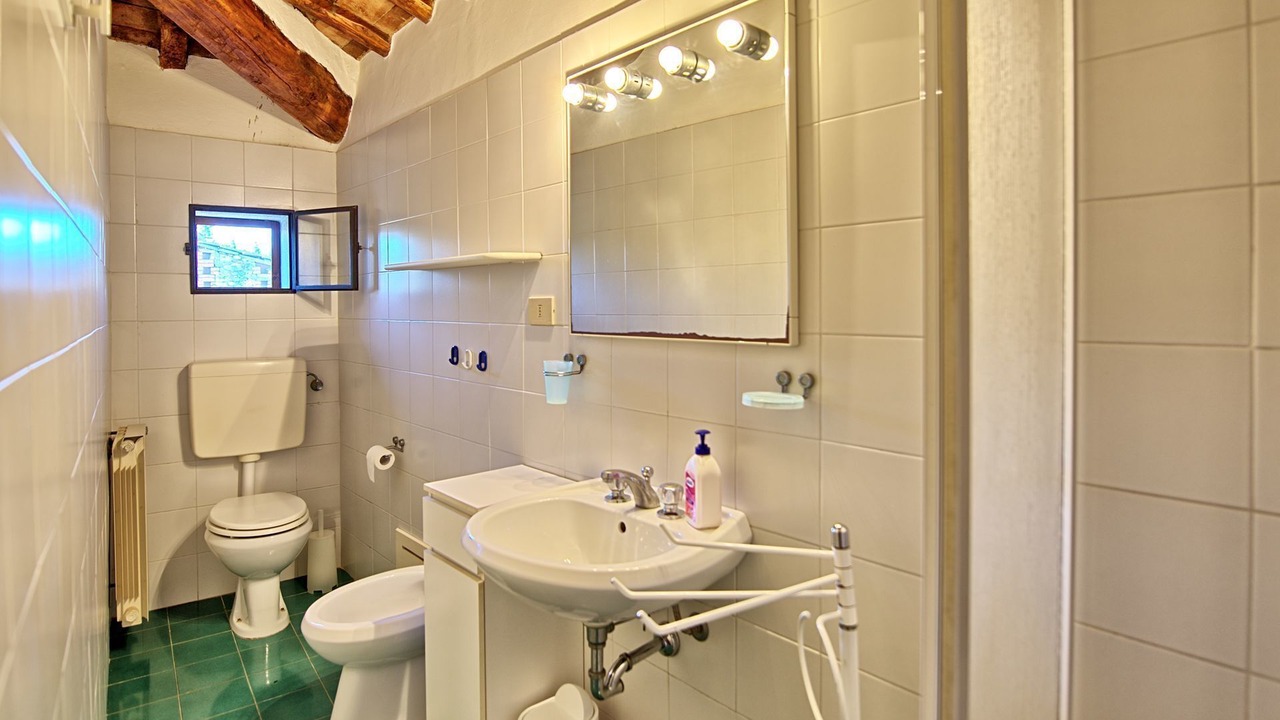Photo of Bathroom in San Casciano in Val di Pesa