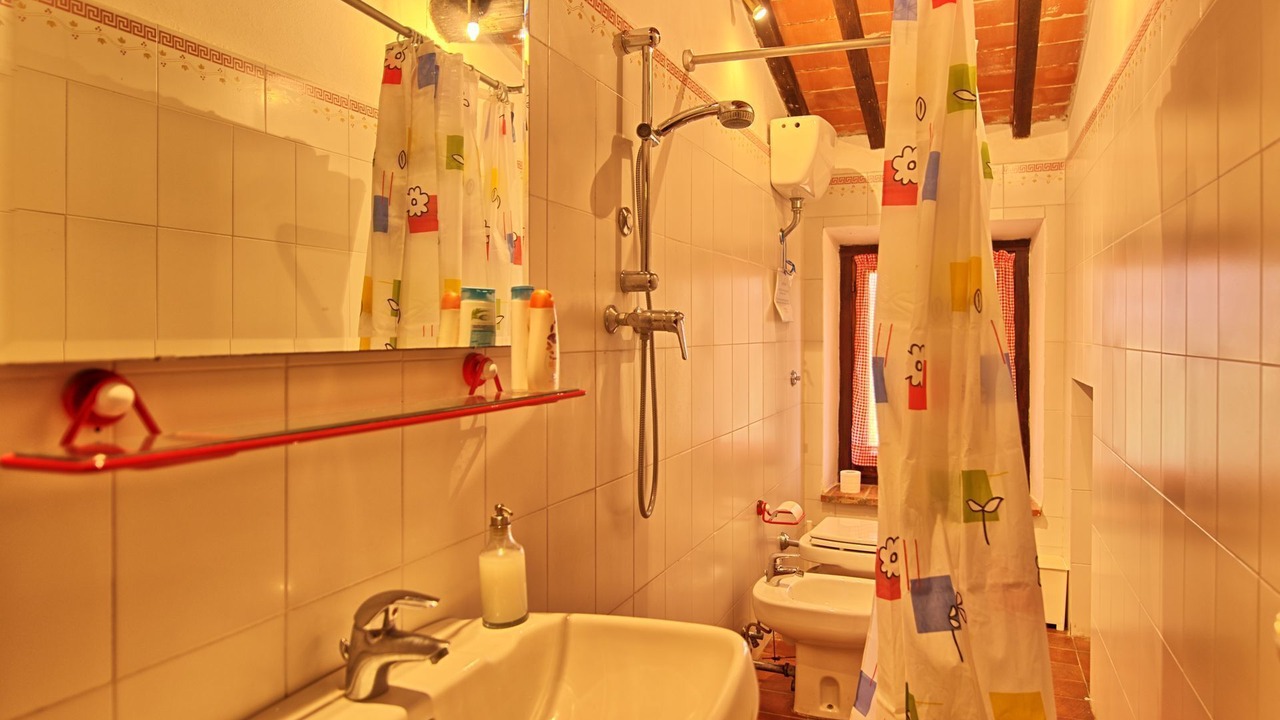 Photo of Bathroom in Terranuova Bracciolini