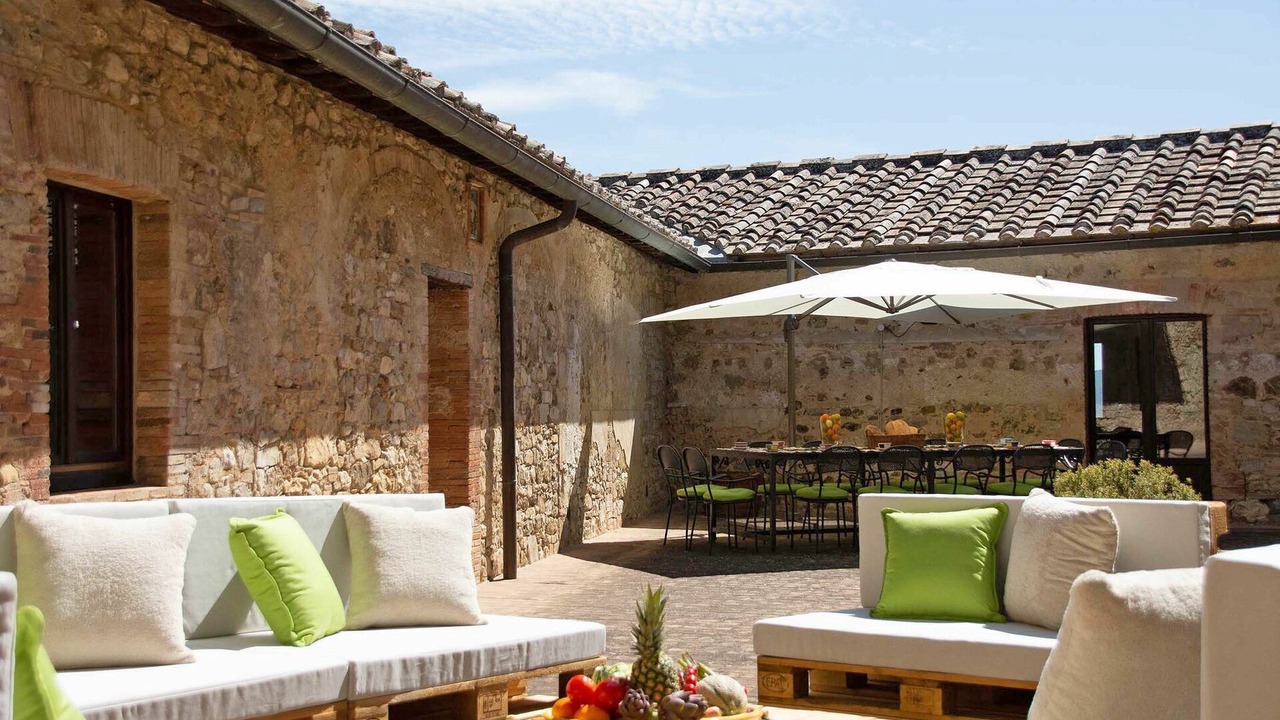 Photo of Patio Balcony in Castellina in Chianti