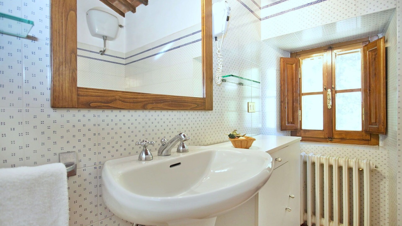 Photo of Bathroom in Volpaia