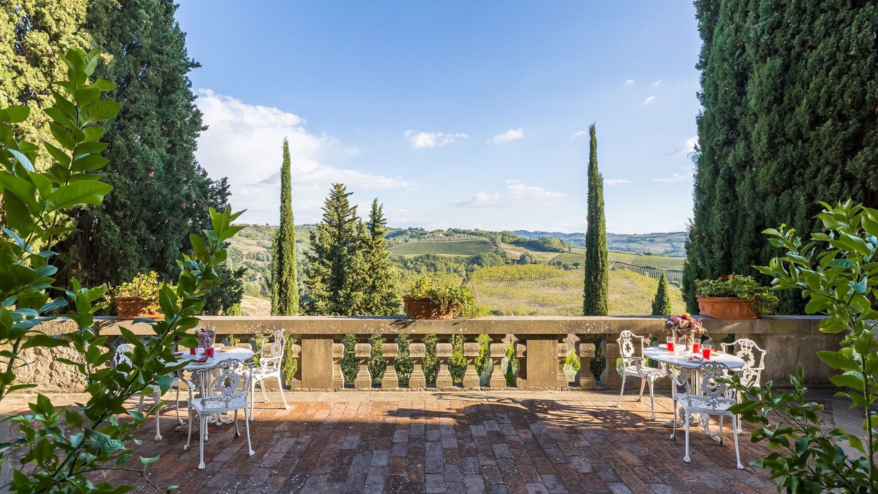 Photo of Patio Balcony in Montegufoni