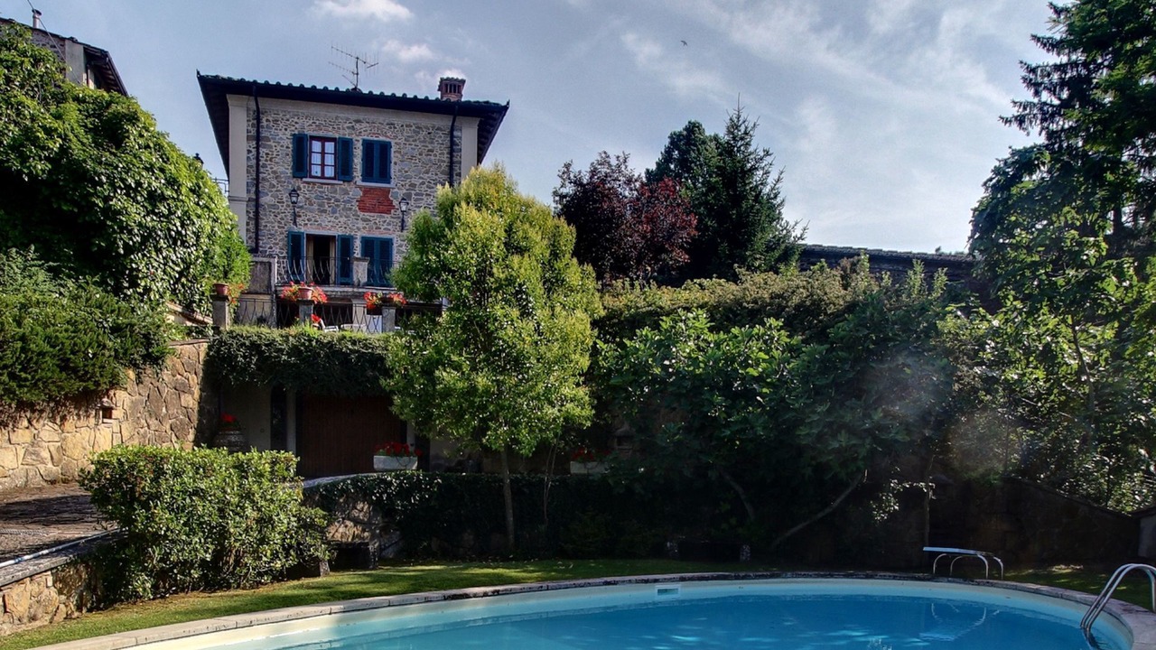 Photo of Others in Lucolena