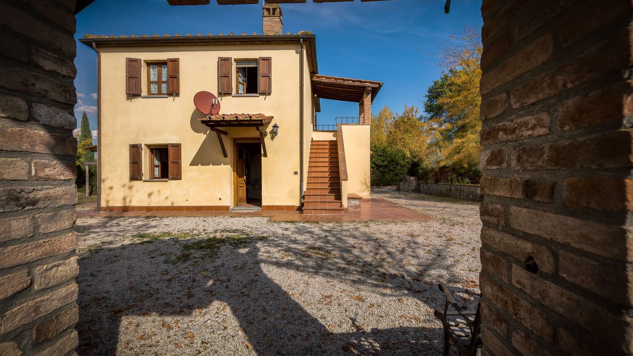 Photo of Others in Santarello