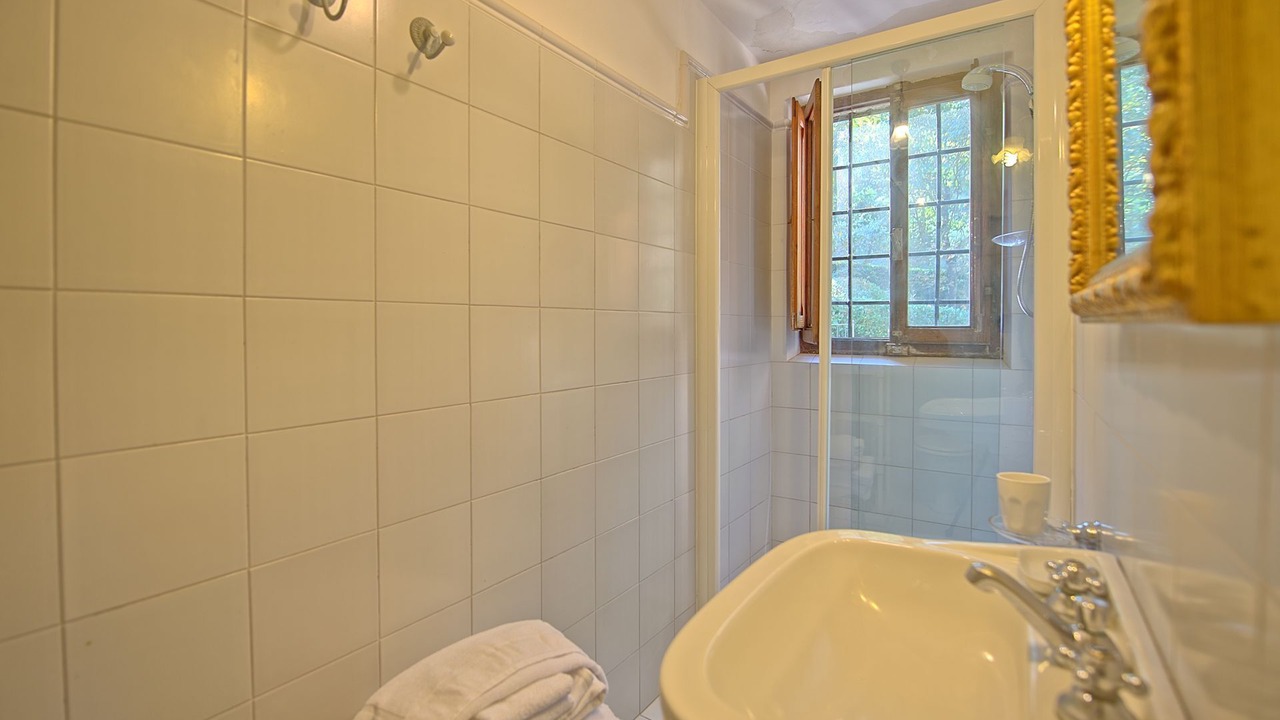 Photo of Bathroom in Cortona