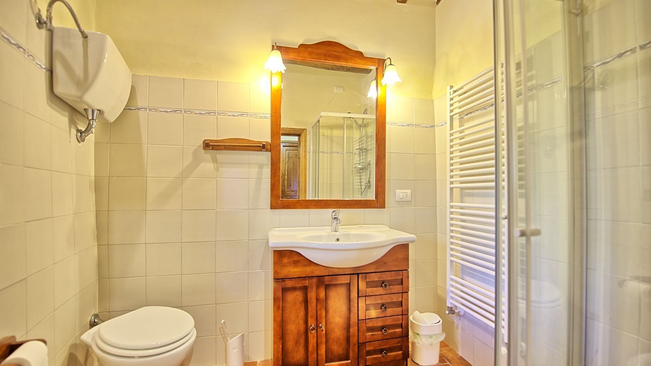 Photo of Bathroom in Cortona