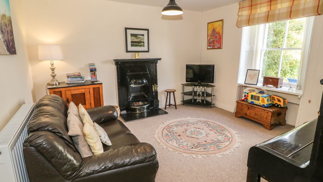 Photo of Livingroom in Holyhead