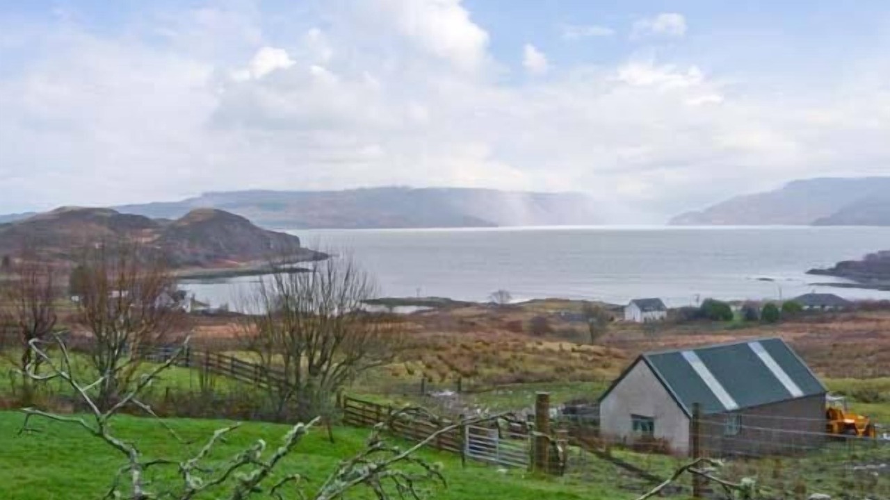 Photo of Others in Isleornsay