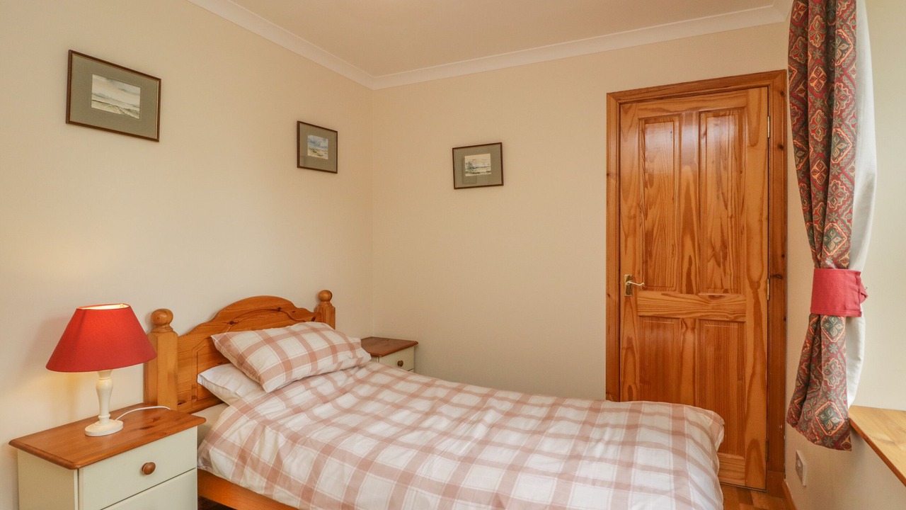 Photo of Bedroom in Kirriemuir
