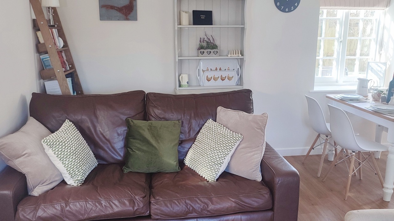 Photo of Livingroom in Upper Dicker