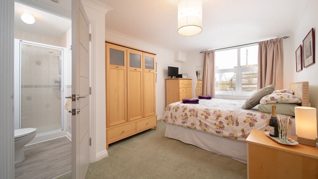 Photo of Bedroom in Mortehoe