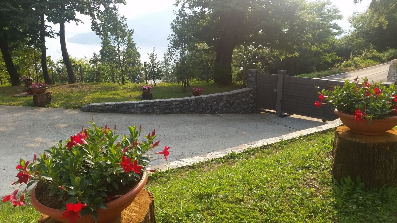 Photo of Outdoor in Perledo