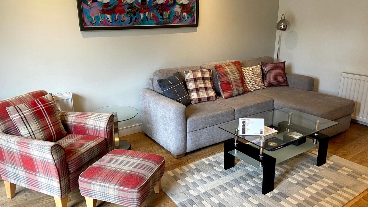 Photo of Livingroom in Restalrig