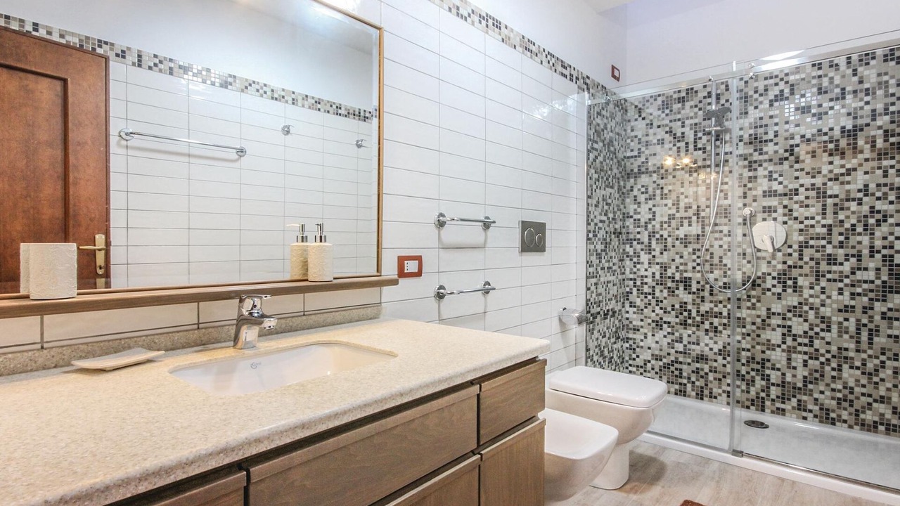 Photo of Bathroom in Torre dei Corsari