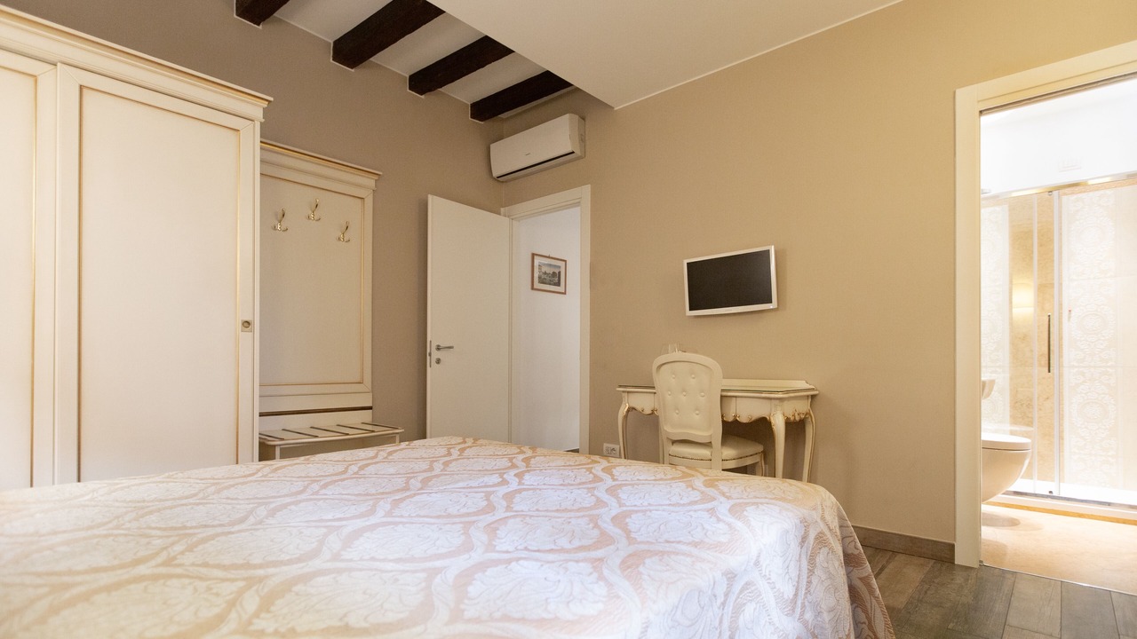 Photo of Bedroom in Castello