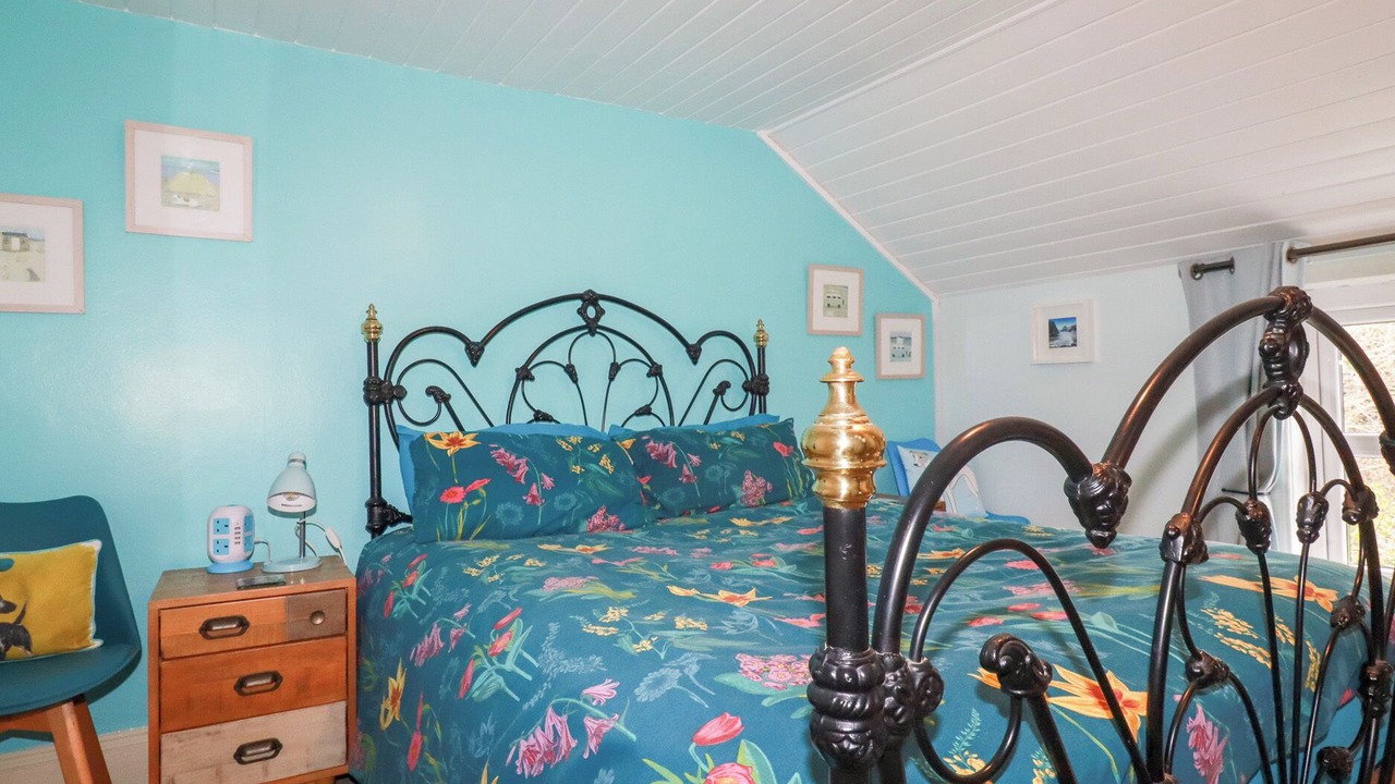 Photo of Bedroom in Rose