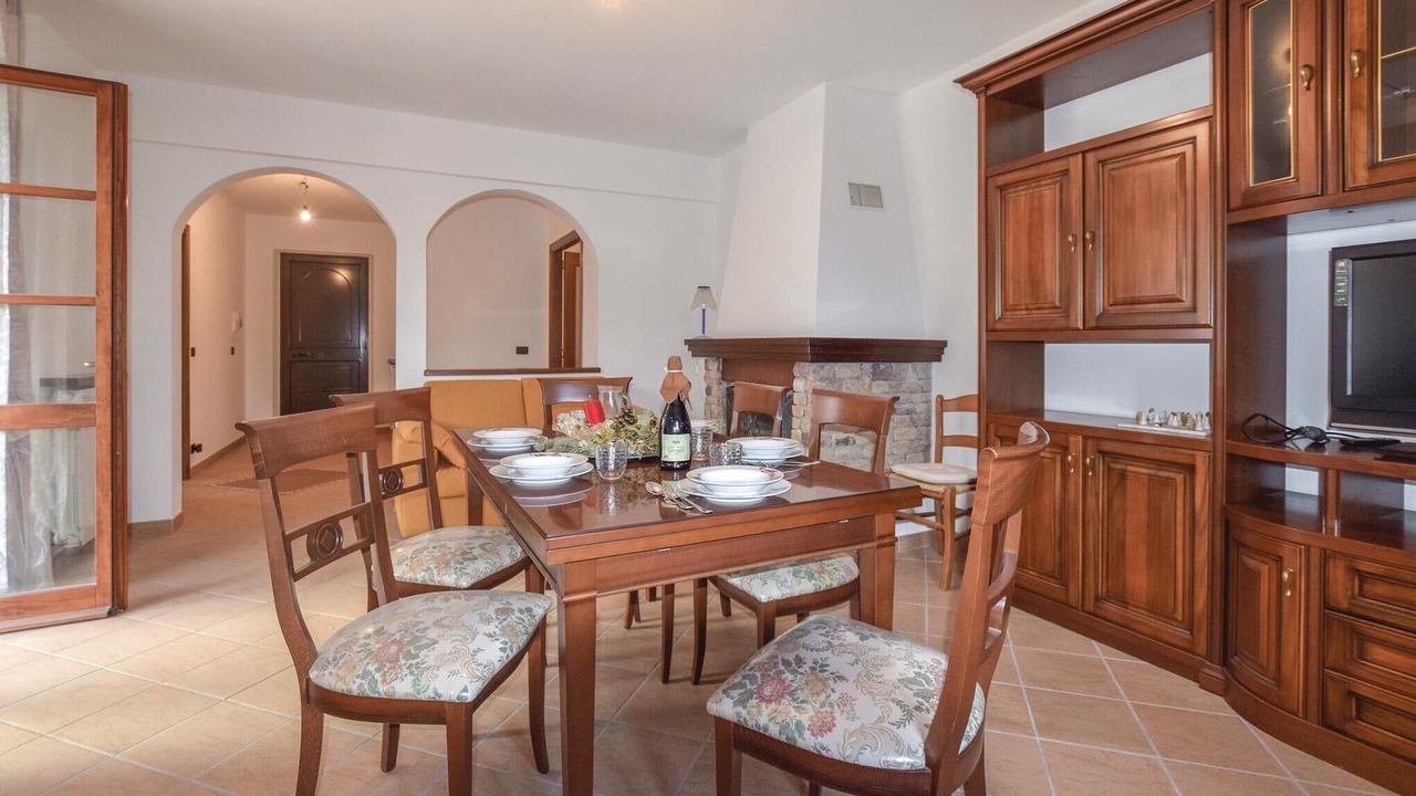 Photo of Bedroom in Tavarone