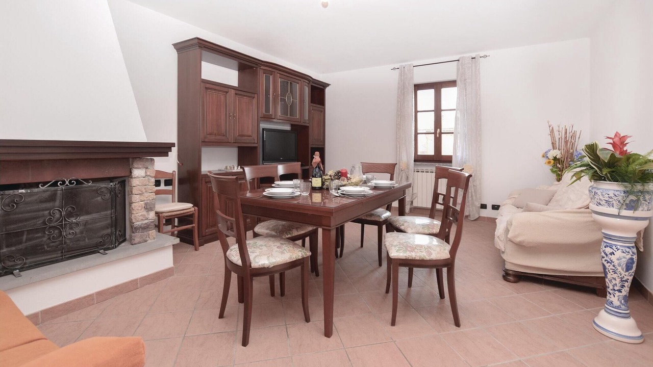 Photo of Bedroom in Tavarone