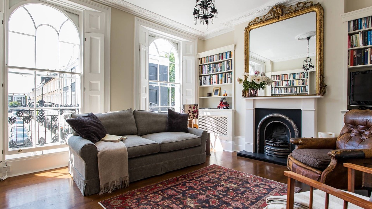 Photo of Livingroom in Angel