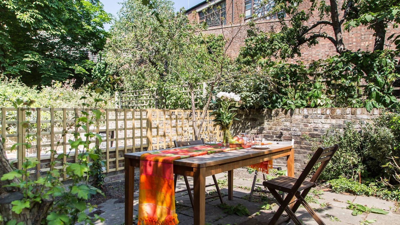 Photo of Outdoor in Angel