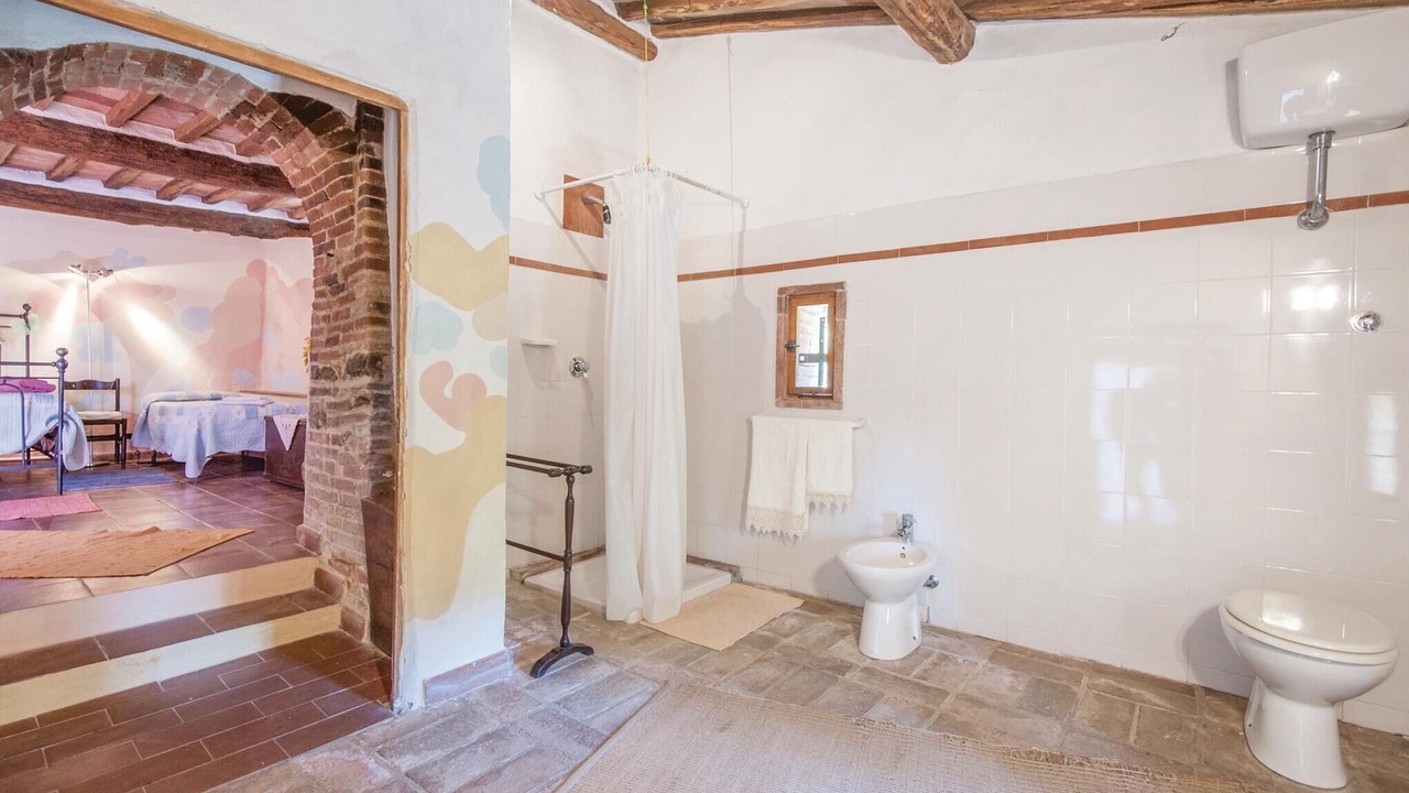 Photo of Bathroom in Gaiole in Chianti