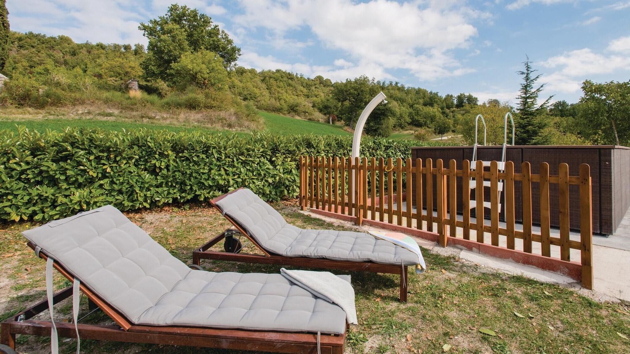 Photo of Outdoor in Furlo