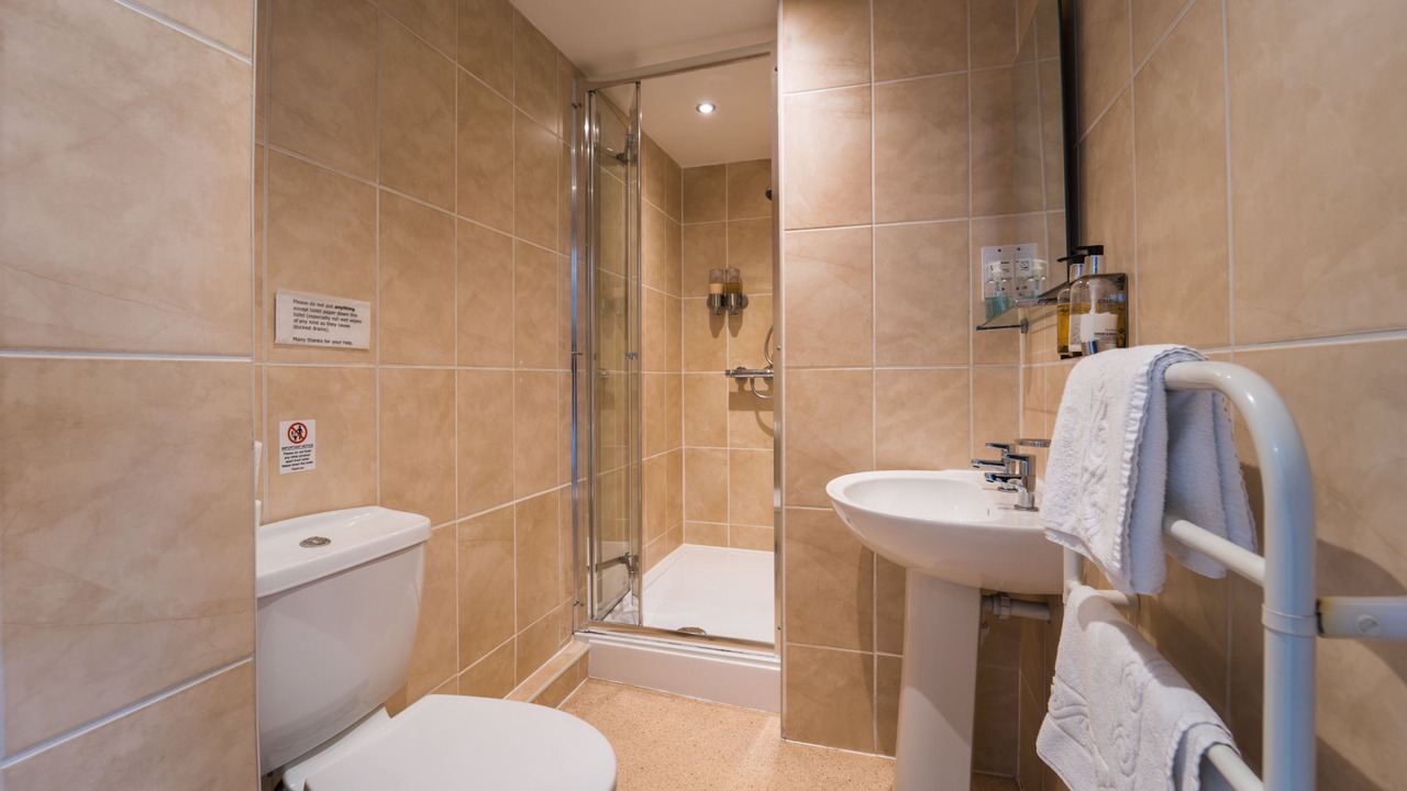 Photo of Bathroom in Torquay City Centre