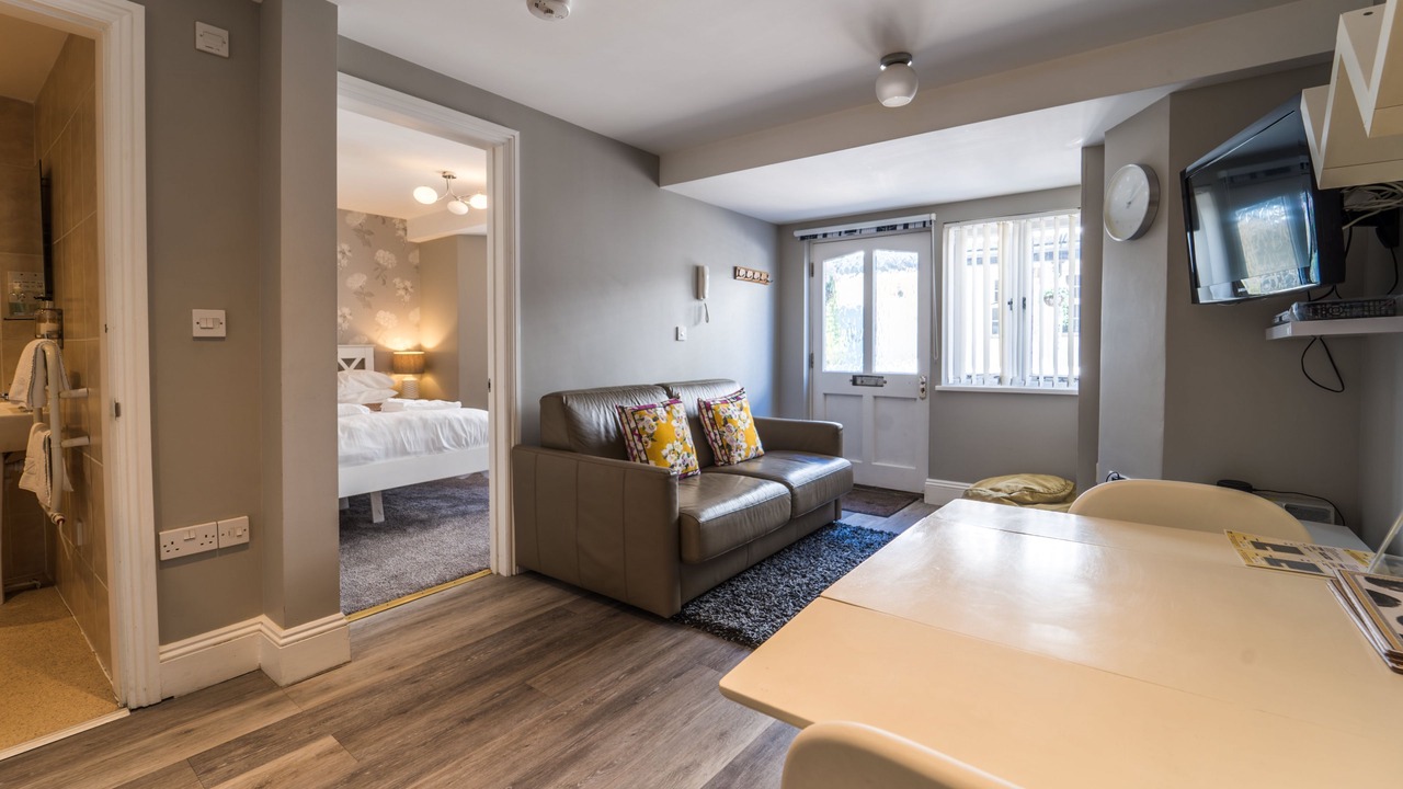Photo of Livingroom in Torquay City Centre
