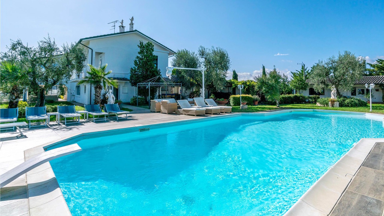 Photo of Outdoor in San Costanzo
